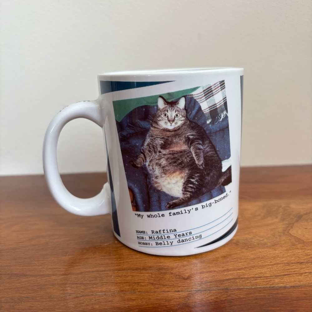Bad Cat Mug - Picture 2 of 9